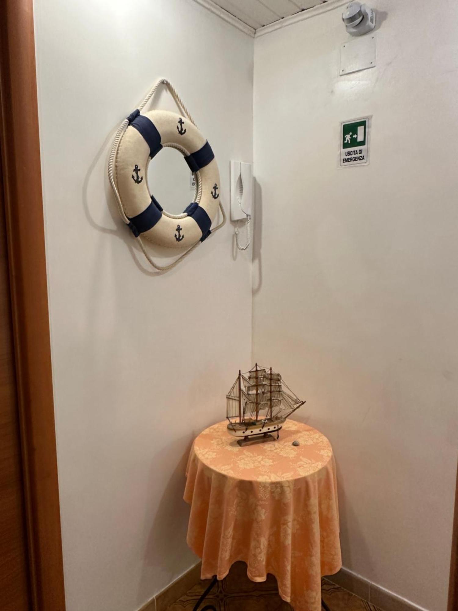 Al Porto Di Roma B&B 리도디오스티아 외부 사진